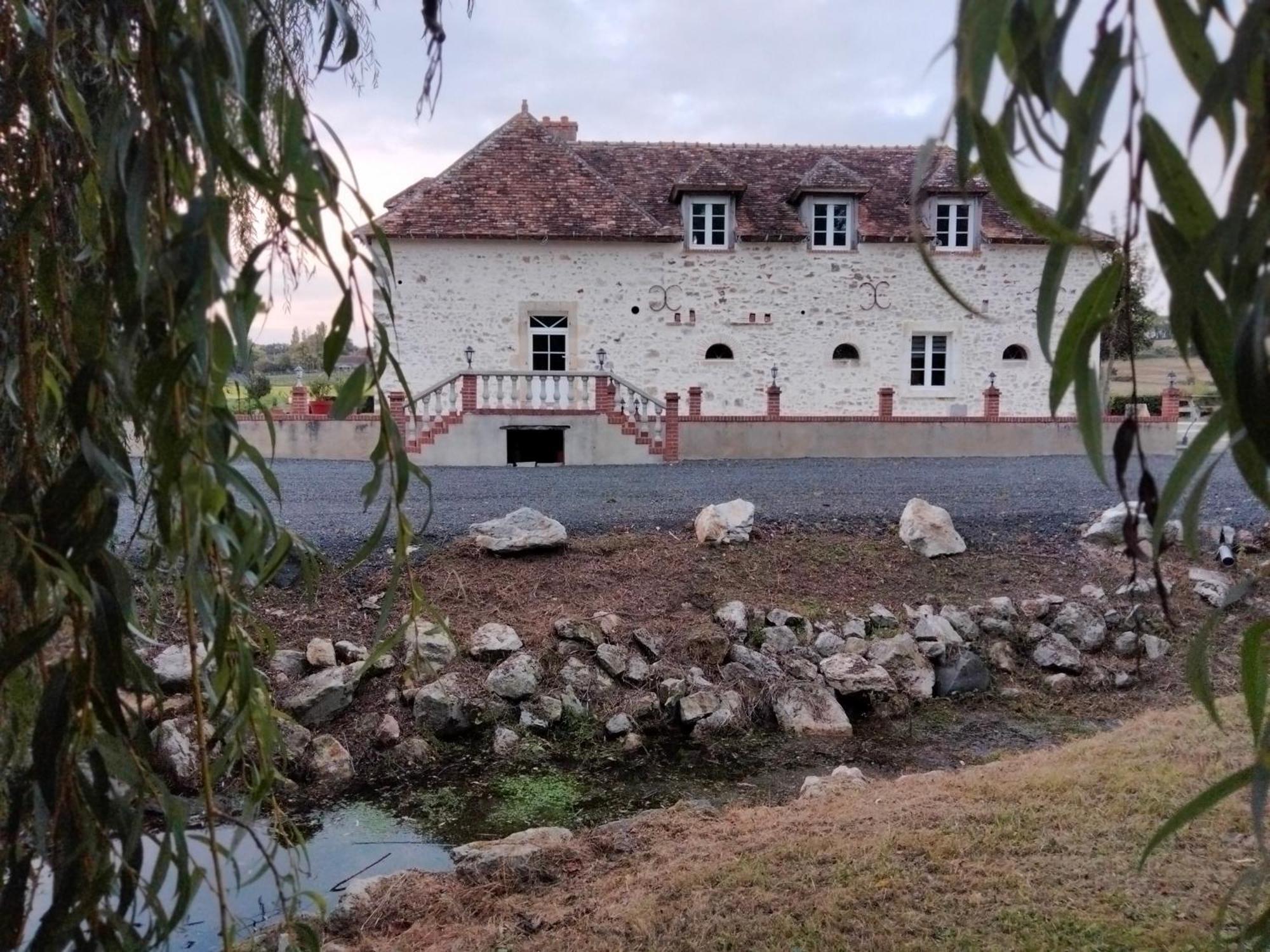 Villa Gite & Chambre D'Hotes Du Moulin Brûlon Exterior foto